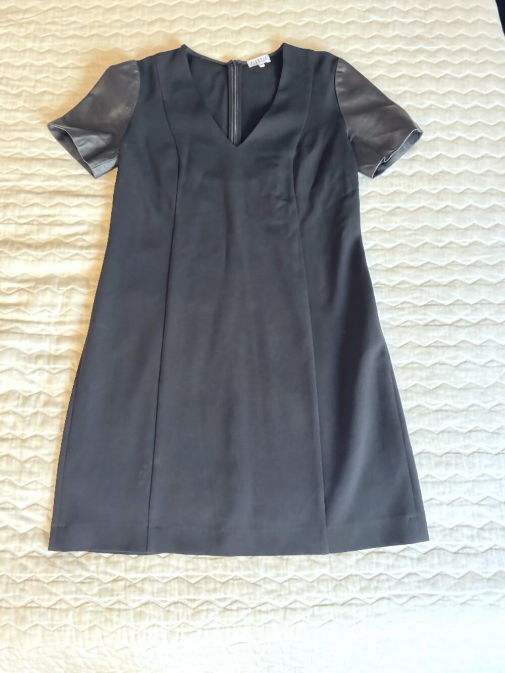 Claudie Pierlot Black Leather Sleeve Shift Dress Size 40 (US 8)